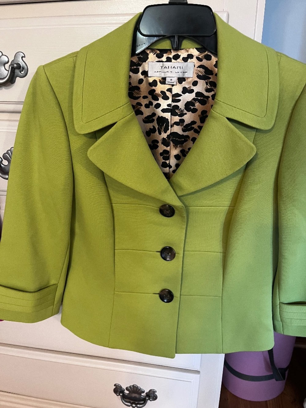 Tahari Arthur S Levine Lime Green Crop Blazer Jacket Leopard Lining - Size 6